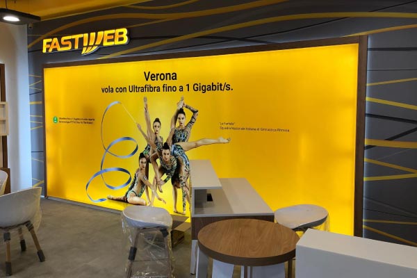 equipement-mobilier-de-bureau-fast-web-juillet-2020